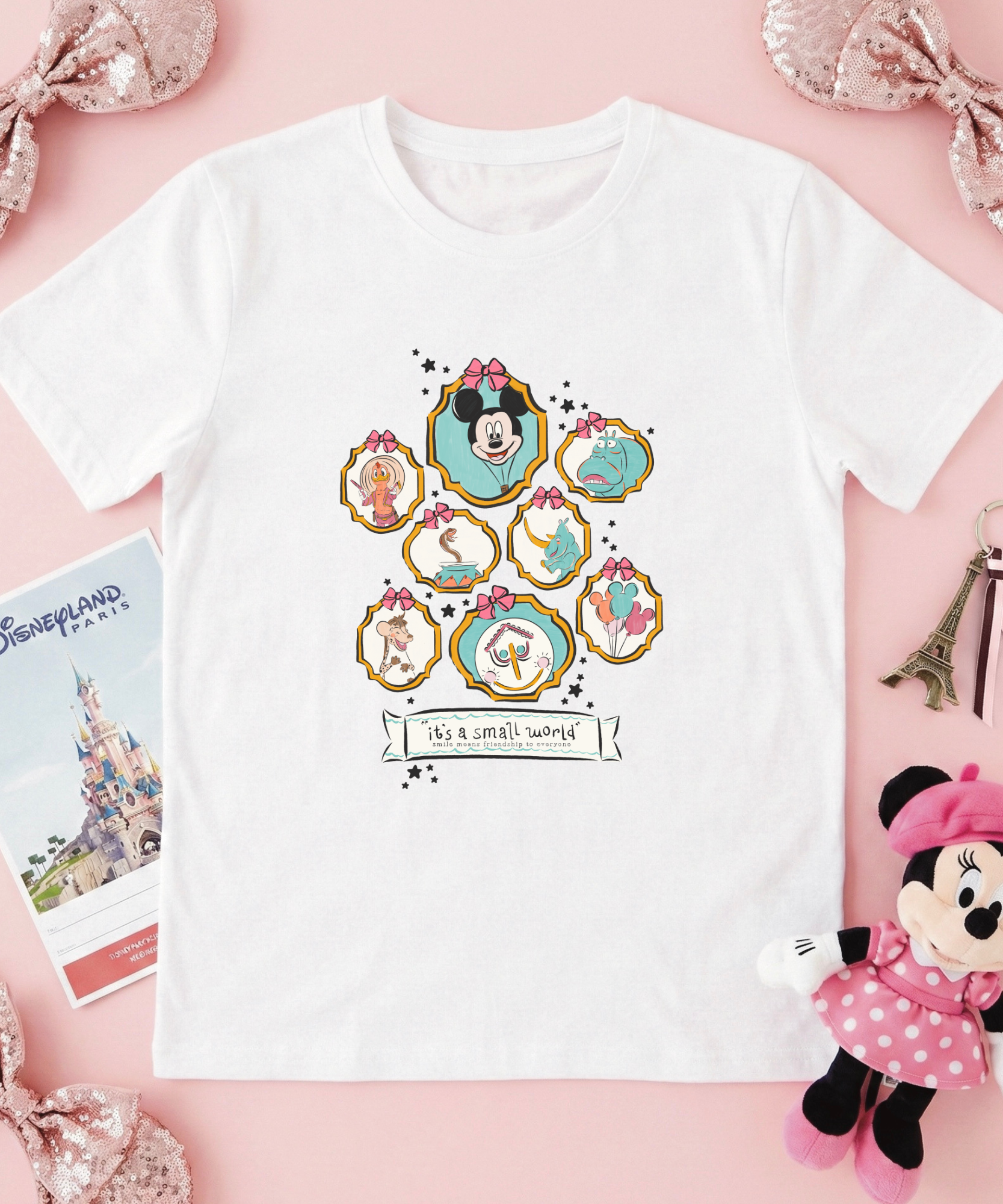 It’s A Small World - Tshirt - White/Pink