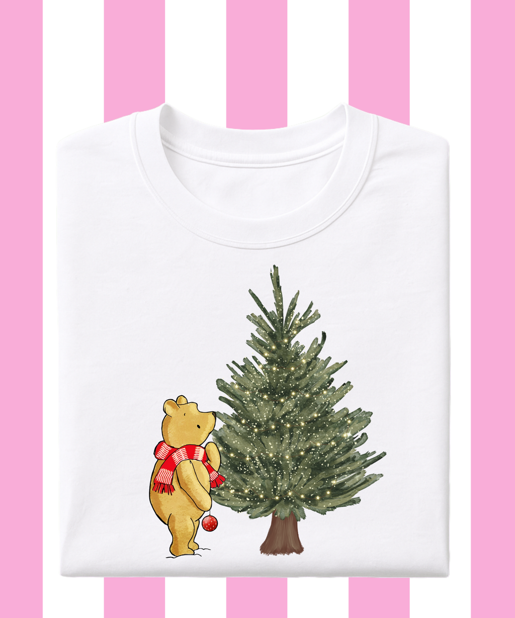 Pooh’s Christmas Tree - Tshirt/Sweatshirt