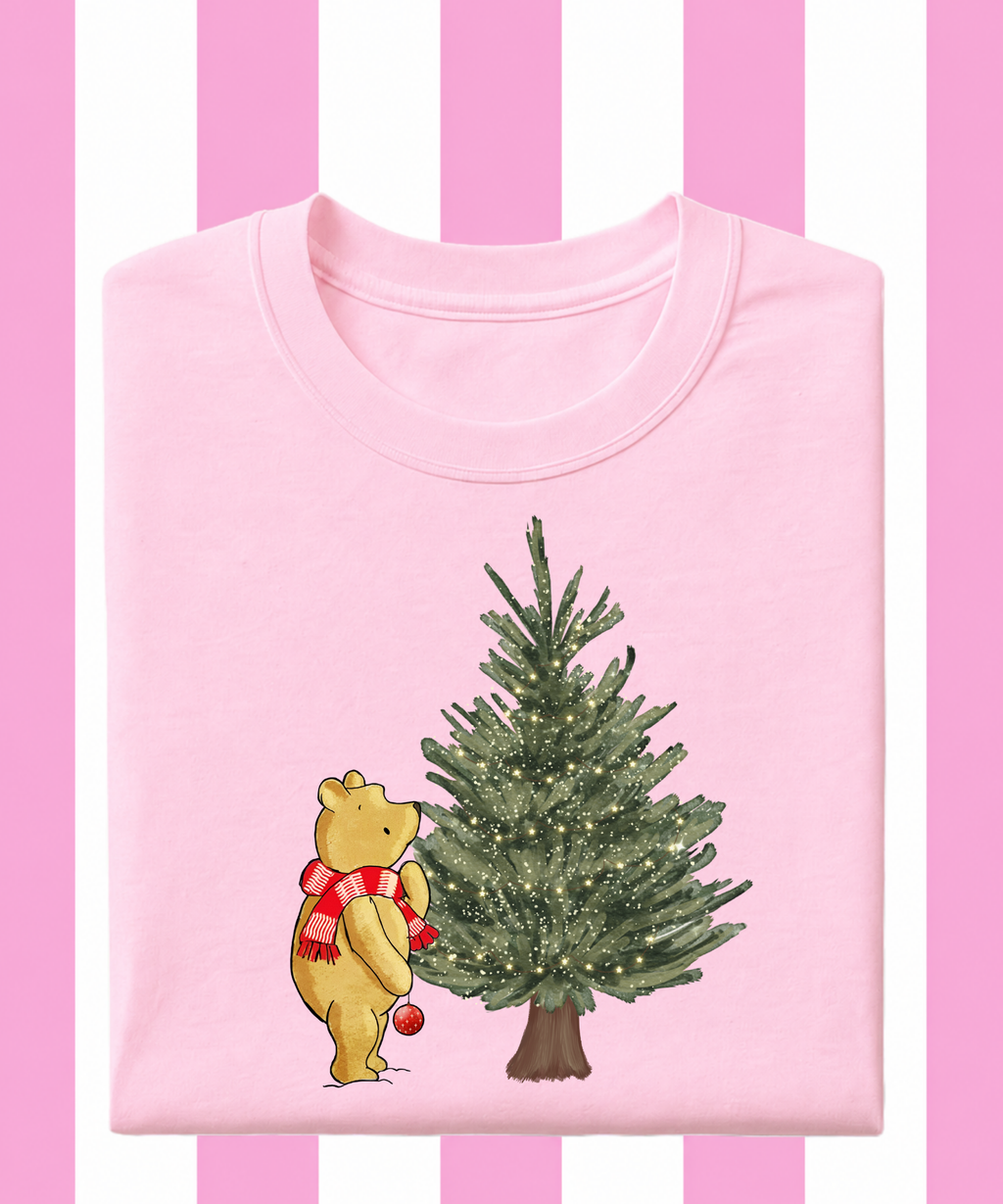 Pooh’s Christmas Tree - Tshirt/Sweatshirt