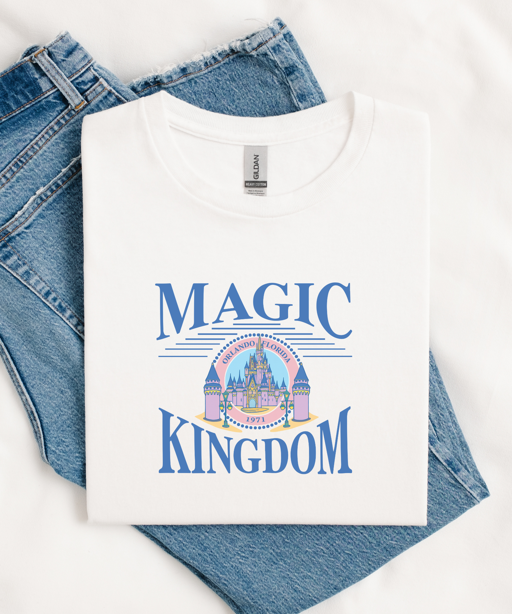 Magic Kingdom - Tshirt/Sweatshirt - White/Pink