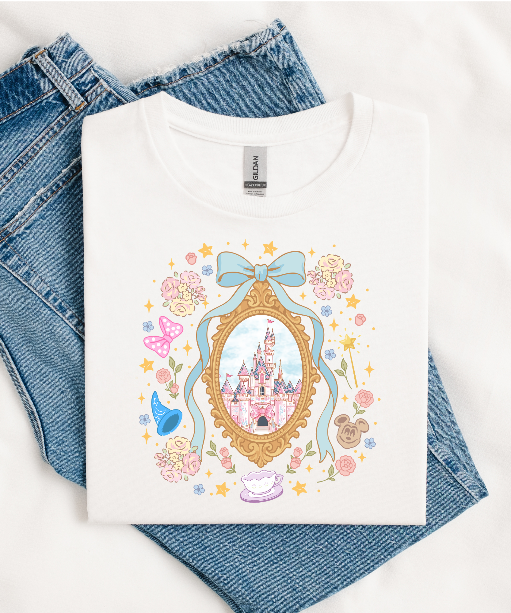 Enchanted Castle Coquette -  - Tshirt/Sweatshirt - White/Pink