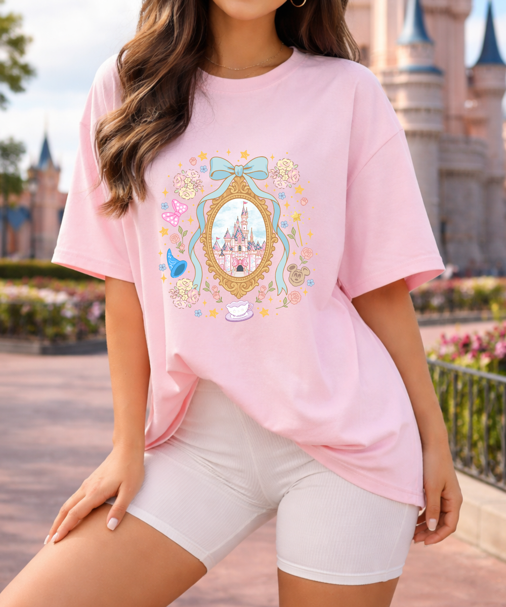 Enchanted Castle Coquette -  - Tshirt/Sweatshirt - White/Pink