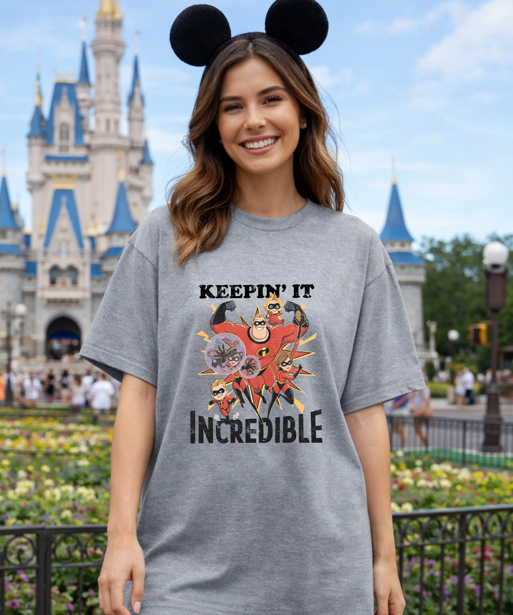 Keeping It Incredible - Tshirt - White/Blue/Red/Grey