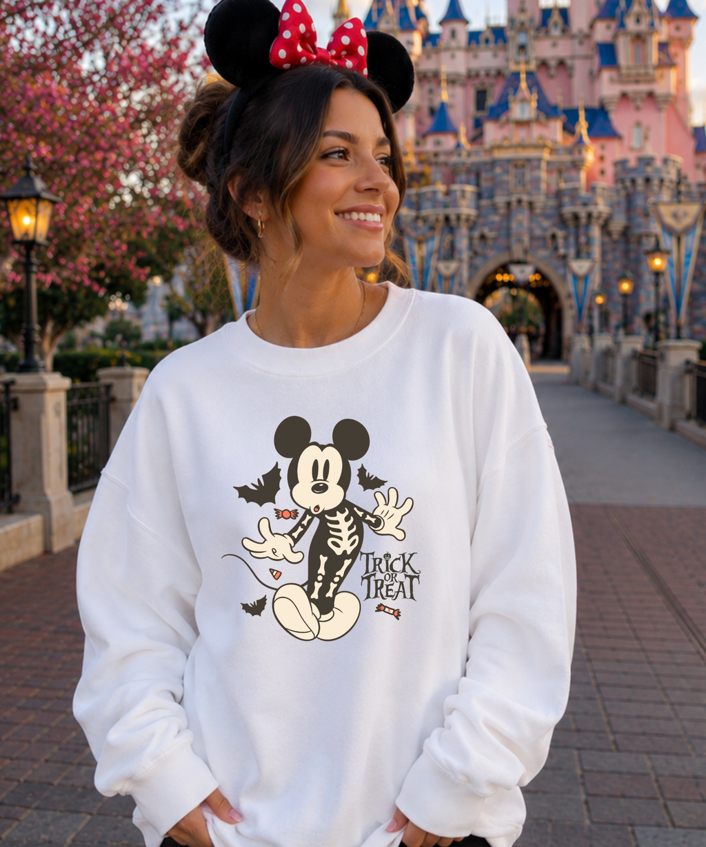 Trick Or Treat Mouse Skeleton Halloween - Tshirt/Sweatshirt - White/Pink/Red