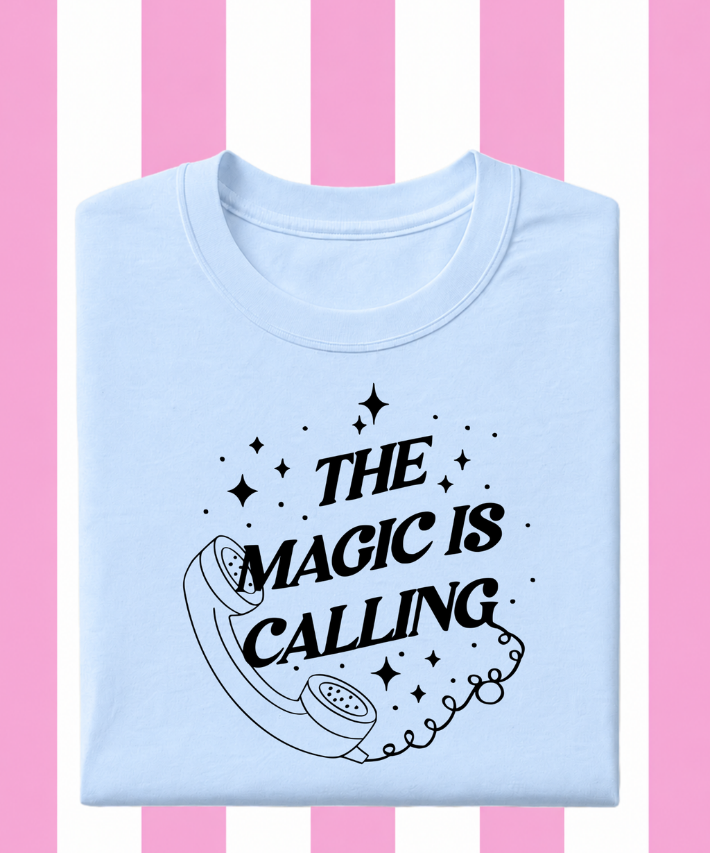 Magic Is Calling - T-shirt