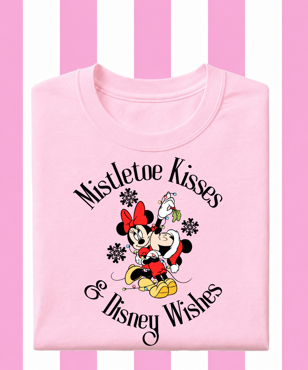 Mistletoe Kisses Exclusive - T-shirt/Sweatshirt