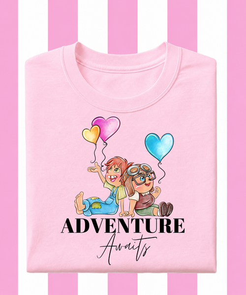 Adventure Awaits - Tshirt