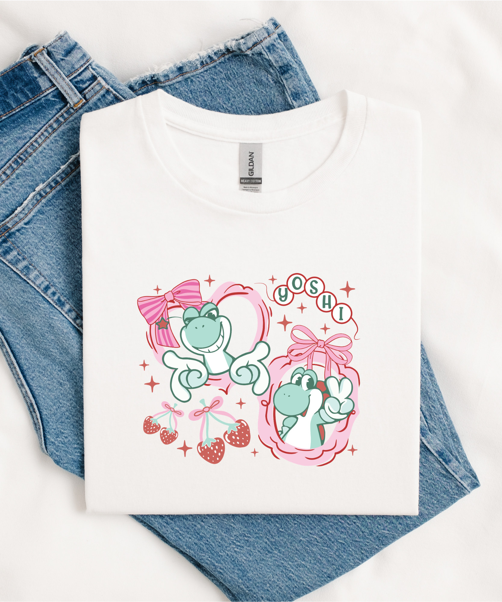 Yoshi Coquette - Tshirt/Sweatshirt - White / Pink
